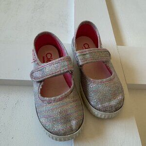 Cienta Kids' Sparkly Silver Shoes